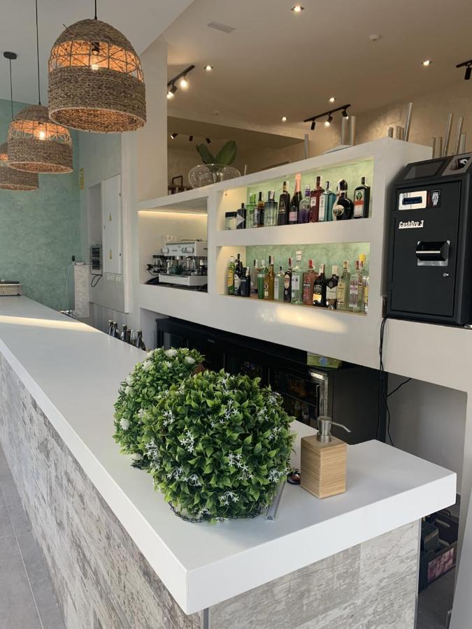 Hotel Apartamentos Seven Rooms Punta Umbria Exterior photo